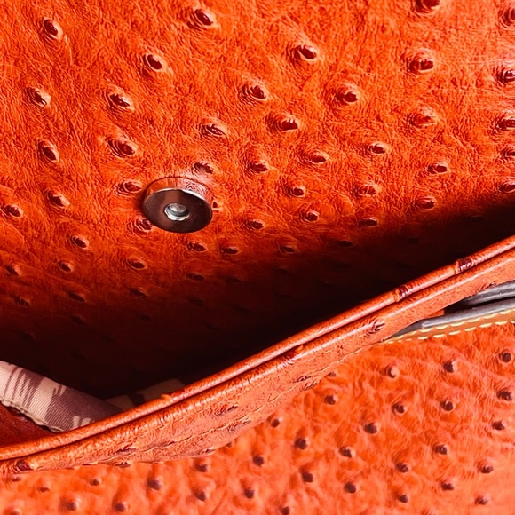 Mondani Cross Body Ostrich Embossed Women’s Bag - Picture 5 of 7